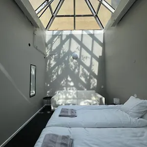 Grad And Hostel Stockholm