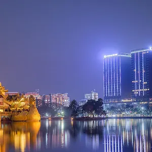 wyndham-grand-yangon.yangonhotels.org/