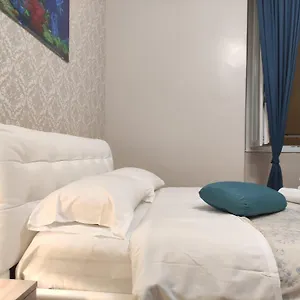  Alojamento de Acomodação e Pequeno-almoço Anas Prime Place Itália