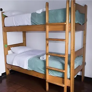 Center - Unique Bed Space Абу-Даби
